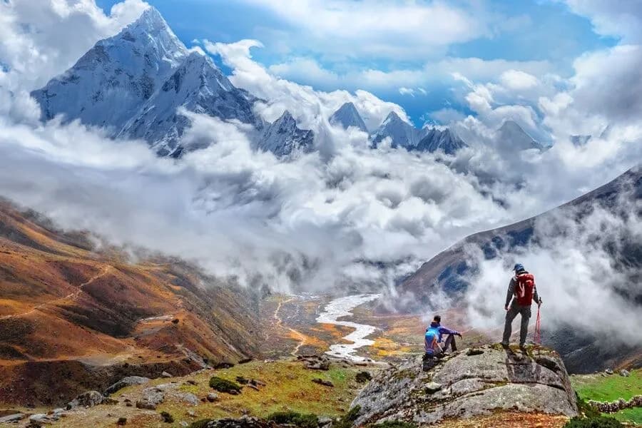 Guided Trek vs Independent Trek